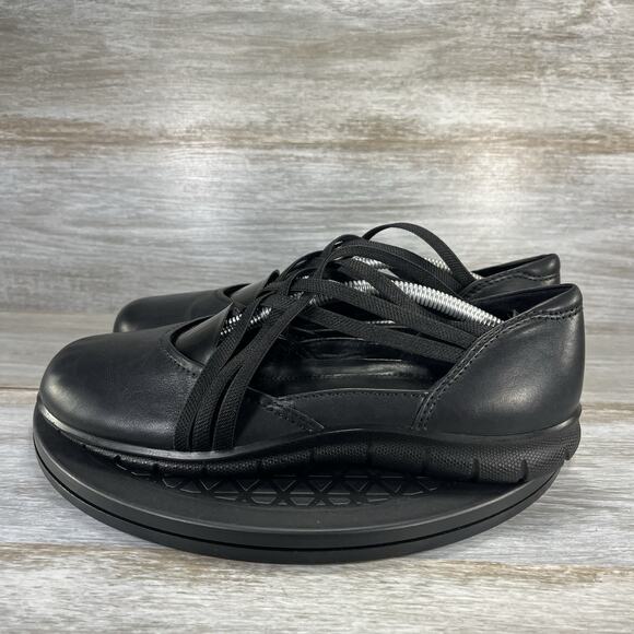 Ecco Women’s Babett Criss Cross Black Leather Mary Jane Flats Size EU 39 US 8.5 - Picture 1 of 8